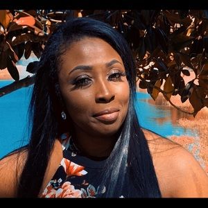 Meet your Posher, Cindy